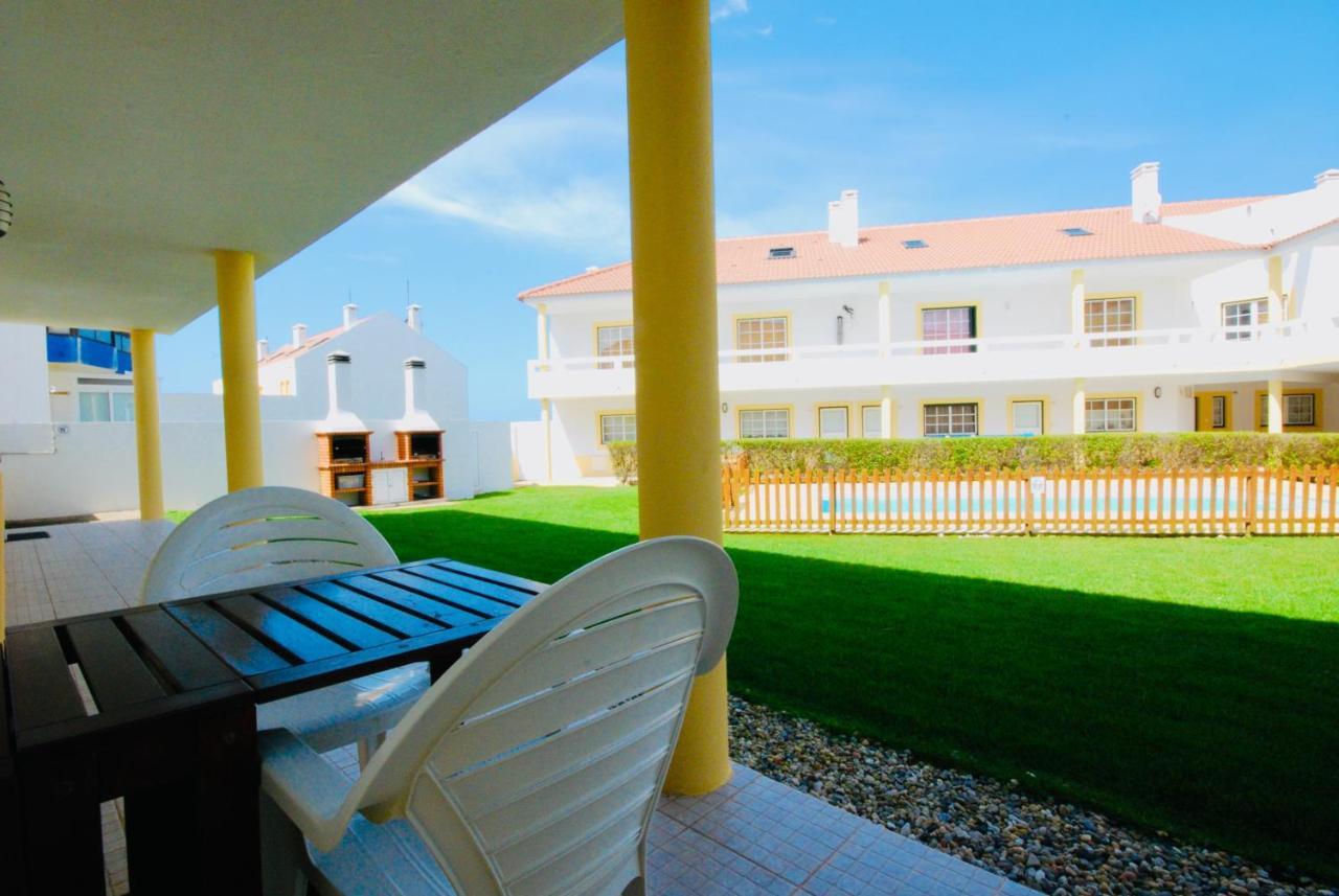 Catarina House - Baleal Beach, Balcony, Pool เฟอร์เรล ภายนอก รูปภาพ